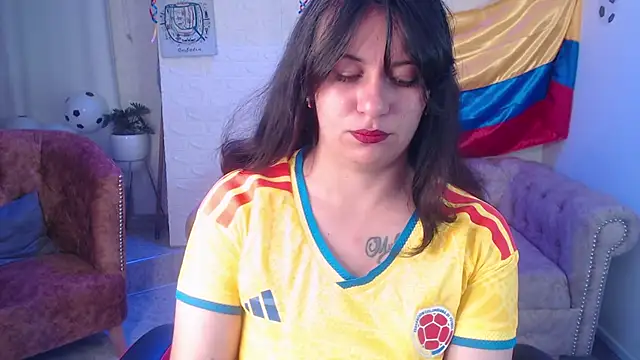 amanda rousee online show from June 18, 3:40 am
