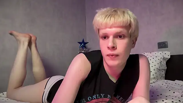 Snapshot of Nikikitty0 chatting on January 9, 6:53 pm Nikikitty0 online show from January 9, 6:53 pm