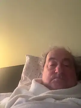 csikar online show from March 11, 5:02 am