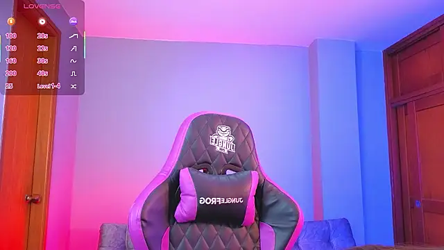 melanimorgan1 online show from March 22, 4:38 am