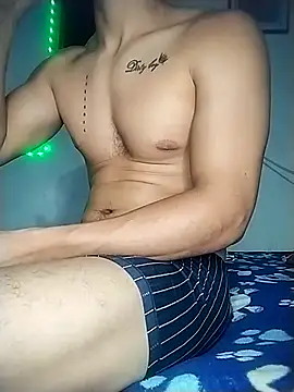 babybabyhott online show from December 19, 11:34 pm