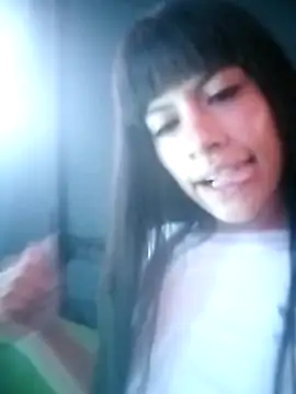 Snapshot of charlotteclover chatting on March 31, 6:25 am charlotteclover online show from March 31, 6:25 am