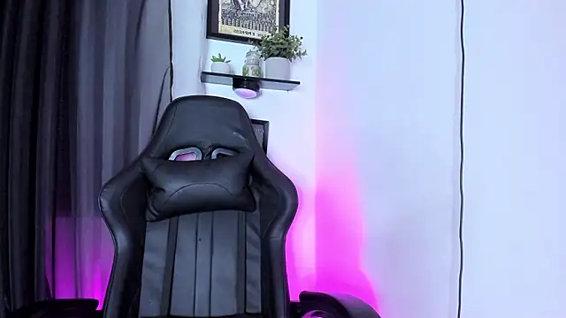 Snapshot of kota_cullenn chatting on January 31, 11:58 pm kota cullenn online show from January 31, 11:58 pm