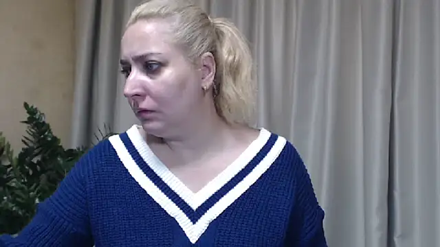 sweetpussy13 online show from October 30, 7:21 am