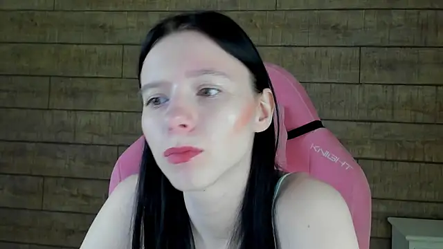 ArinaKubrick online show from April 3, 4:27 pm