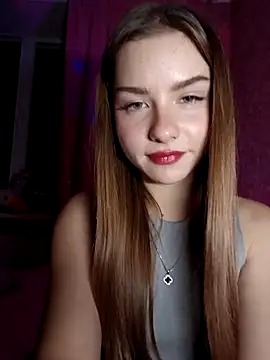 BitterPeach online show from December 18, 9:10 pm