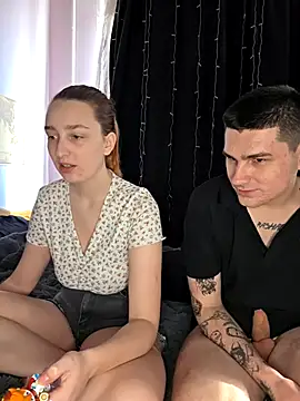 FoxyToxy online show from December 15, 2:38 am