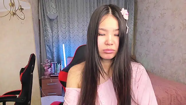 amiya cute online show from March 18, 3:59 pm