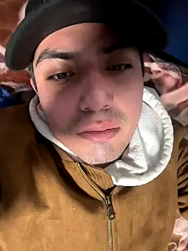 Snapshot of SilvaGF229 chatting on December 14, 10:14 pm SilvaGF229 online show from December 14, 10:14 pm