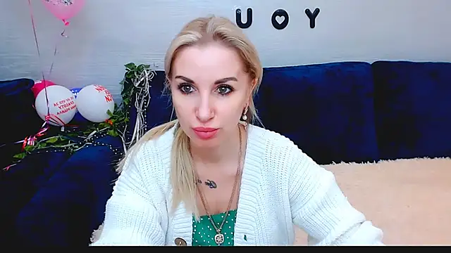 Snapshot of Hanna--Sweet chatting on January 16, 11:03 am Hanna--Sweet online show from January 16, 11:03 am