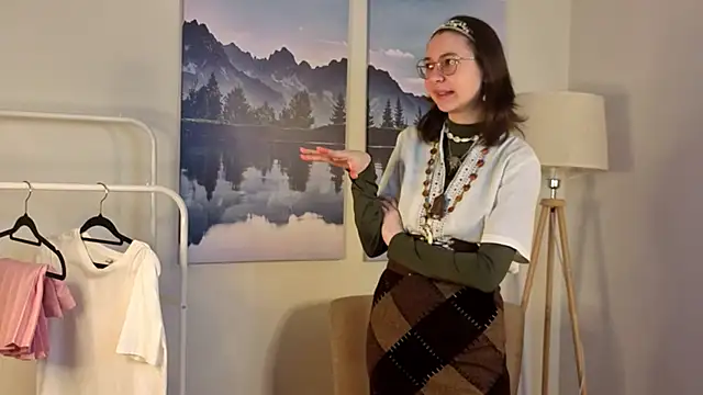 MartyHudon online show from December 15, 4:06 am