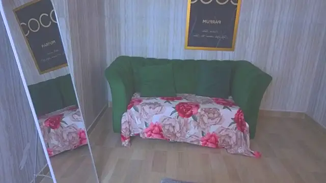Snapshot of luna_meow_t chatting on February 11, 7:41 pm luna meow t online show from February 11, 7:41 pm