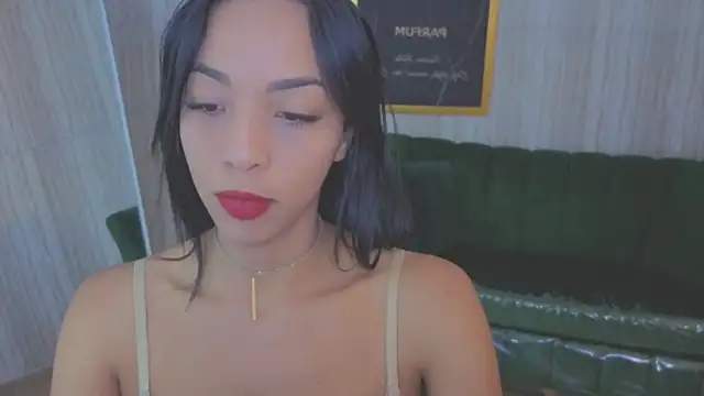 Snapshot of luna_meow_t chatting on February 19, 7:54 pm luna meow t online show from February 19, 7:54 pm