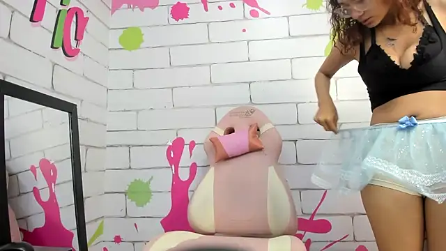 Jadde Greyy  online show from March 20, 2:49 am