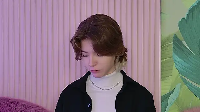 Misty Wade online show from January 17, 5:45 am