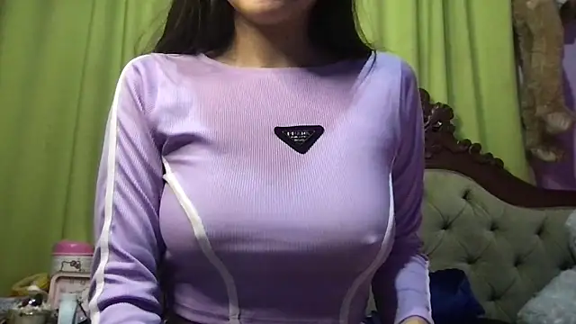 Snapshot of miia_rose_ chatting on March 8, 10:13 pm miia rose online show from March 8, 10:13 pm