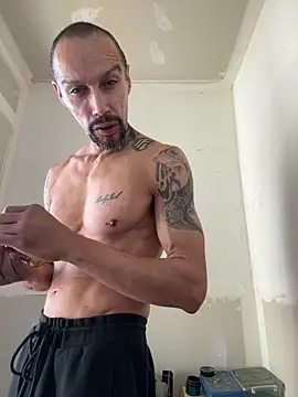 faces818 online show from March 26, 4:12 pm