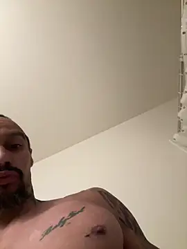 faces818 online show from April 1, 4:15 pm