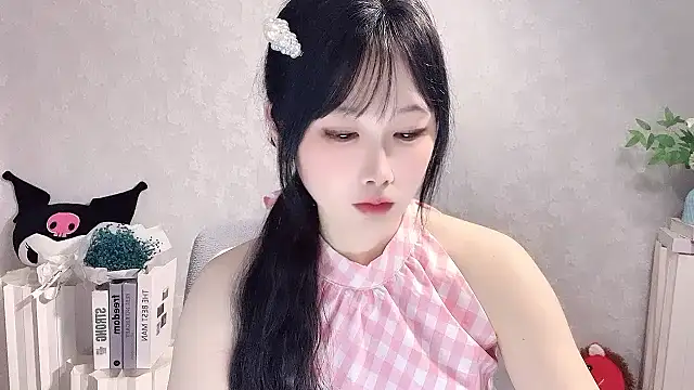 Pinkgirl520 online show from April 9, 3:06 am