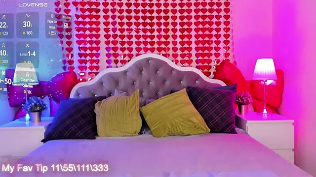 katymeaw online show from February 19, 1:34 am