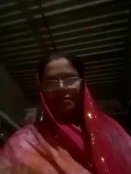 Snapshot of Pinki_rajak chatting on February 23, 10:40 pm Pinki rajak online show from February 23, 10:40 pm