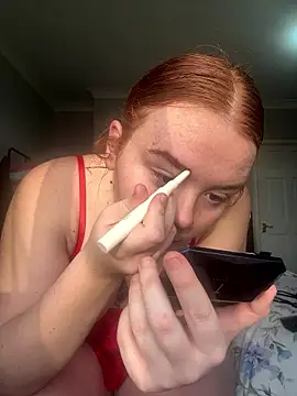 AnnieAinsx online show from January 10, 2:30 pm