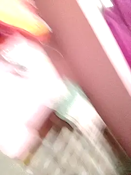 Snapshot of riyankabiswas201 chatting on December 15, 6:06 am riyankabiswas201 online show from December 15, 6:06 am