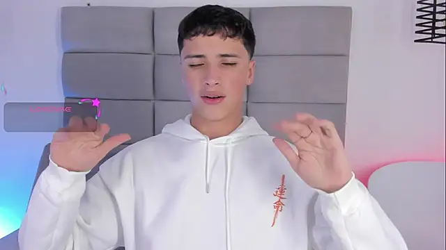 JoshClaarktt online show from April 11, 4:06 am