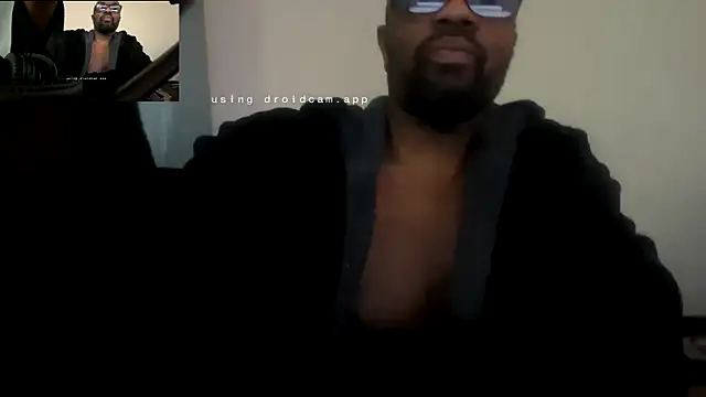 Snapshot of MrUnintentional chatting on January 17, 8:01 pm MrUnintentional online show from January 17, 8:01 pm