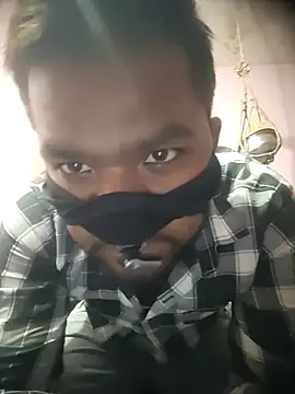 Snapshot of Aleeja_begam chatting on December 18, 2:12 pm Aleeja begam online show from December 18, 2:12 pm