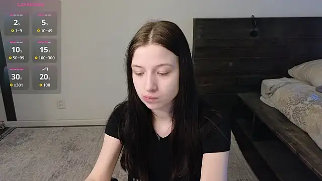 AlicePowells online show from March 24, 11:04 am