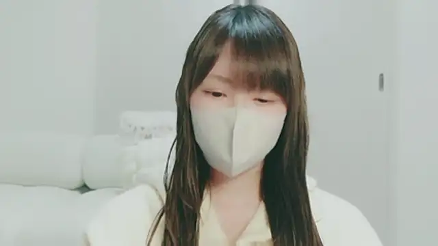 yuyuchan   online show from May 17, 10:33 am