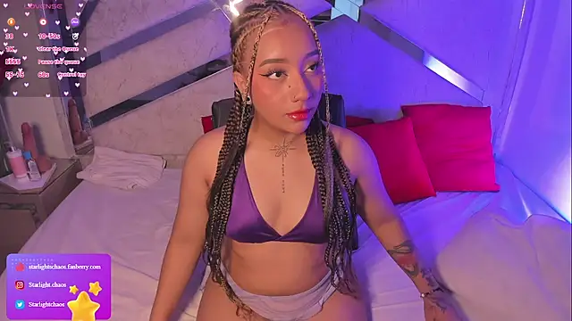 Starlights online show from February 20, 2:28 pm