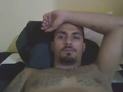 Snapshot of Casalfortal85 chatting on May 22, 9:20 pm Casalfortal85 online show from May 22, 9:20 pm