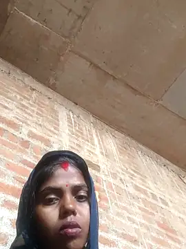 Snapshot of Soniya5533 chatting on December 16, 6:29 am Soniya5533 online show from December 16, 6:29 am