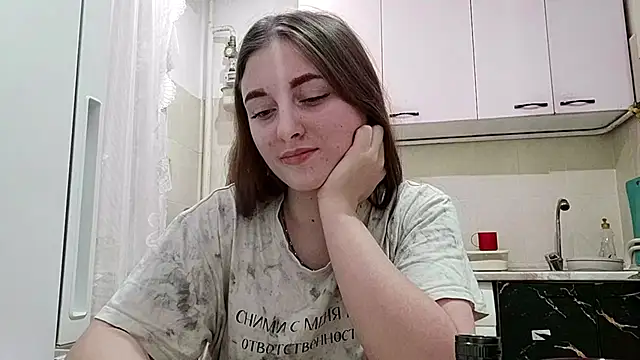 Snapshot of MaoBuyck chatting on December 13, 10:15 pm MaoBuyck online show from December 13, 10:15 pm