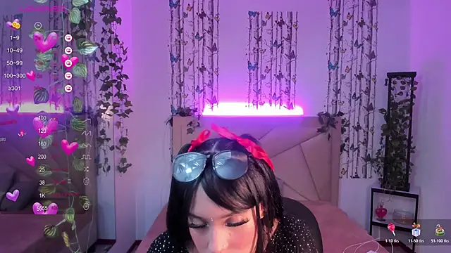 valeria dark  online show from February 6, 8:01 pm