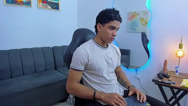 Dustyn Michelle1 online show from February 9, 7:51 pm