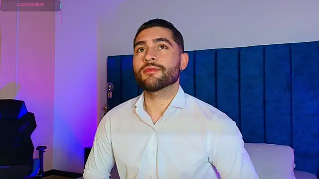 Snapshot of Steve-Carter chatting on December 14, 11:37 am Steve-Carter online show from December 14, 11:37 am