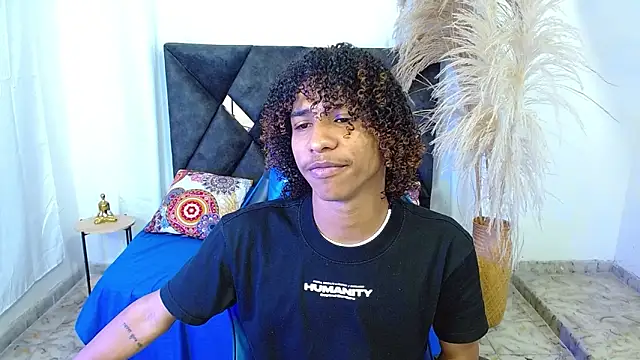 angelll18  online show from March 9, 8:57 pm