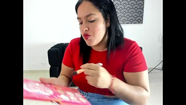 sweet furry online show from December 17, 3:40 pm