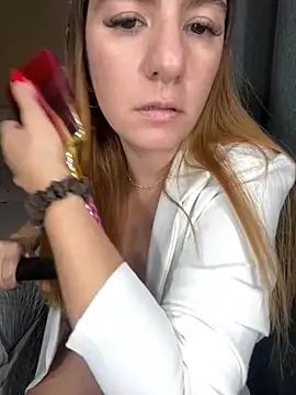 Snapshot of Minerva_ok2 chatting on March 5, 11:01 pm Minerva ok2 online show from March 5, 11:01 pm