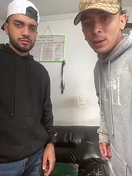 Snapshot of jamess_0 chatting on February 16, 2:24 pm jamess 0 online show from February 16, 2:24 pm