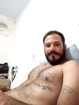 Snapshot of Dionaatanm chatting on December 13, 11:54 pm Dionaatanm online show from December 13, 11:54 pm