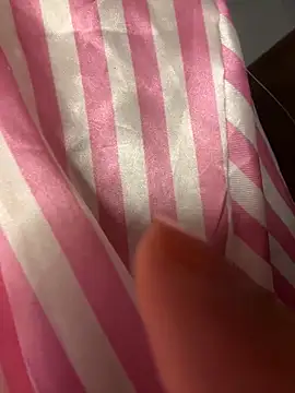 privsloirinha online show from March 27, 12:38 am