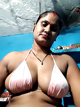 Snapshot of Akanksha_soni chatting on June 16, 9:45 am Akanksha soni online show from June 16, 9:45 am