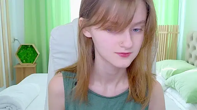 Miss Alisa  online show from March 1, 1:02 pm