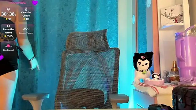 RosesLizzyy online show from February 11, 11:04 am