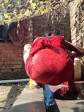 Snapshot of Sweet-rumi chatting on December 15, 5:44 am Sweet-rumi online show from December 15, 5:44 am