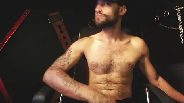 Snapshot of Alex_Flame_ chatting on December 19, 4:36 pm Alex Flame online show from December 19, 4:36 pm